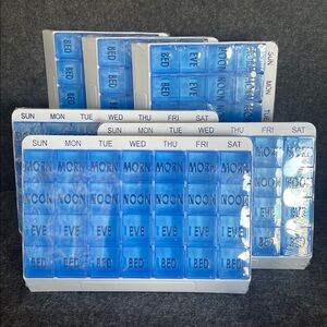 LOT OF 6‎ “WEEKLY” Pill Organizer with Blue Compartments NEW